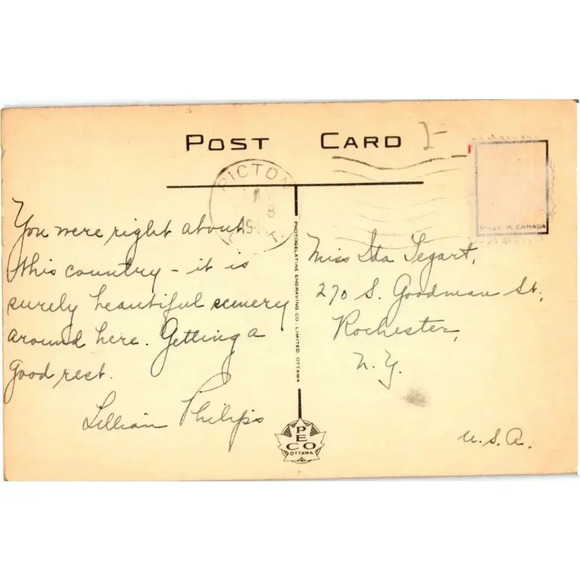 War Memorial Picton Ontario Canada Postcard - Picture 2 of 2